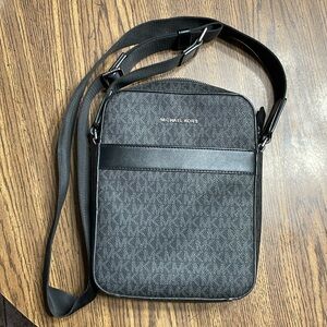 Michael Kors Crossbody Purse